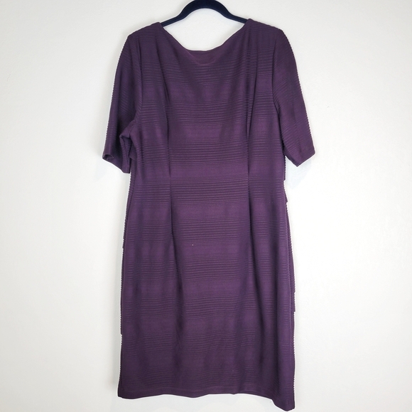 NWT Connected Apparel Textured Knit Sheath Dress in Bordeaux Size 16 - Picture 3 of 8